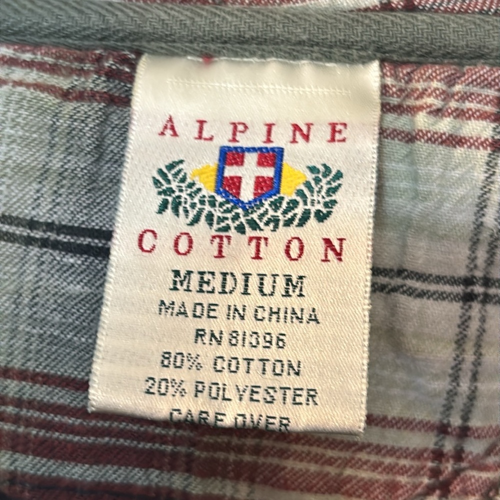 Men's Green Hoodie with Plaid Lining - Picture 5 of 7